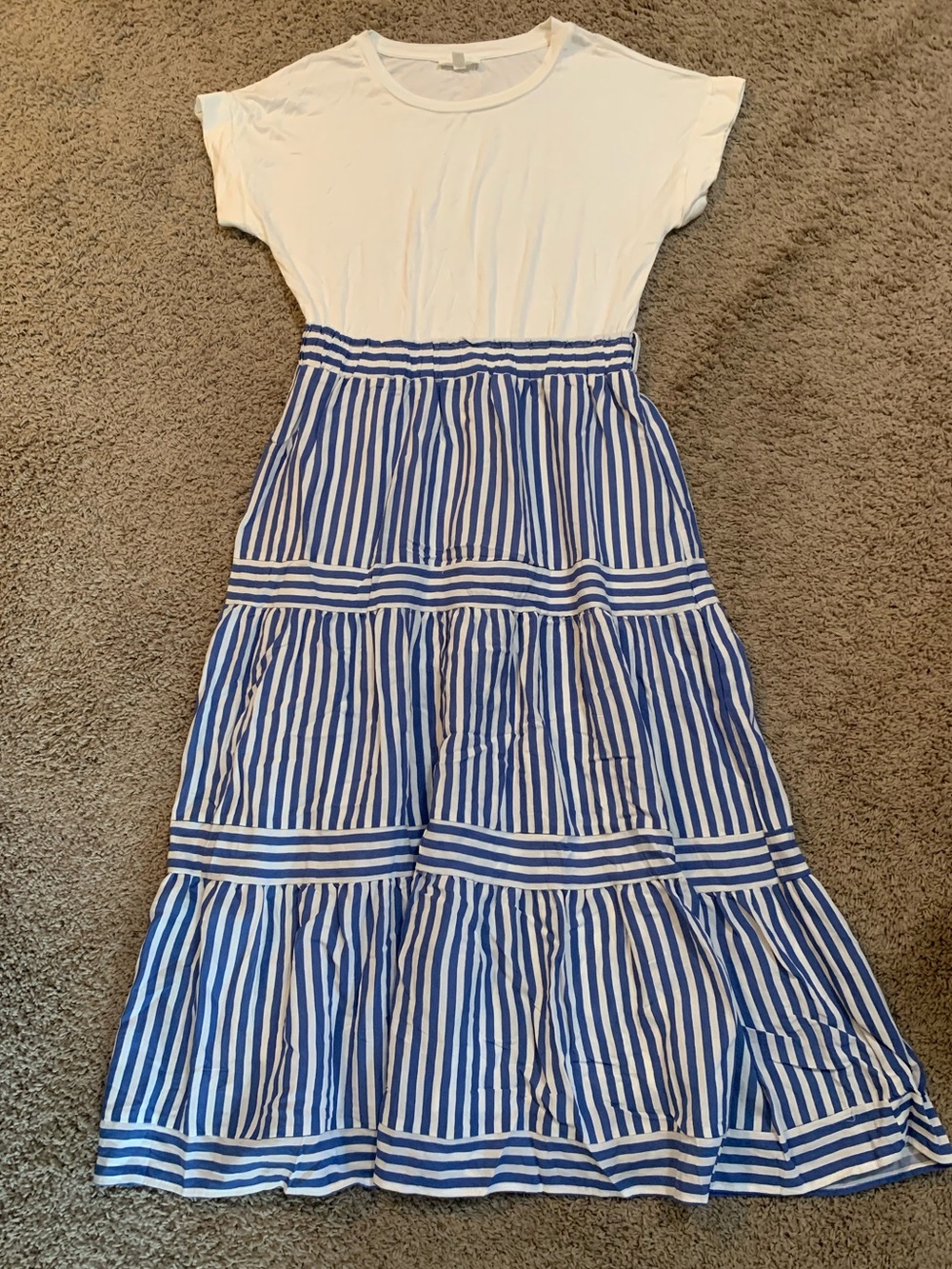 August Sky Maxi Dress Large